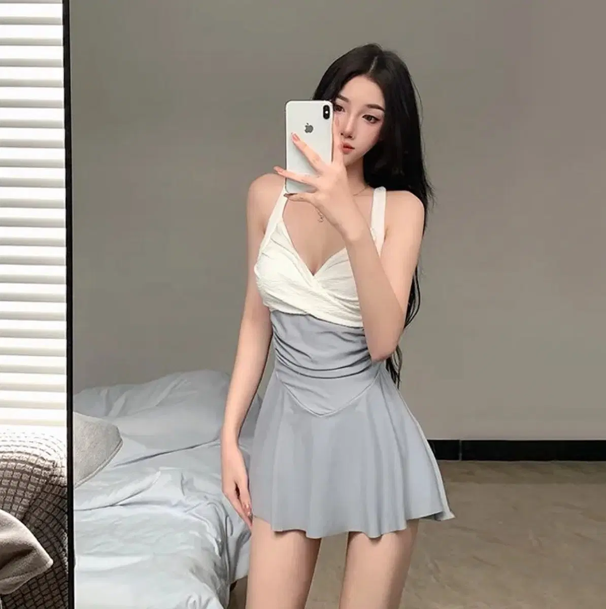 [새상품/원가이하] 백리스 뒤태 배색 셔링 원피스 수영복