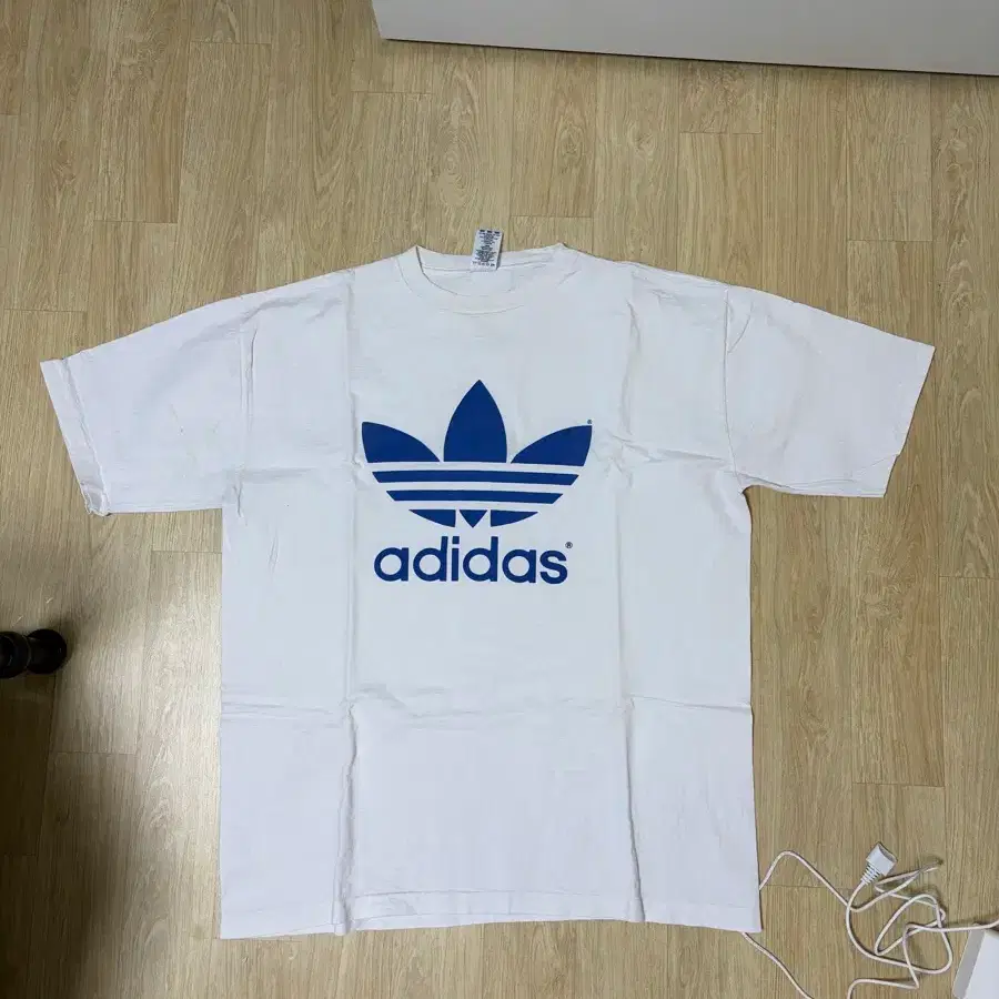 90s Adidas tee 아디다스 양면 트레포일 티셔츠 made in usa
