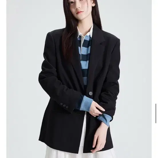 미쏘 블랙 오버핏 여성 자켓