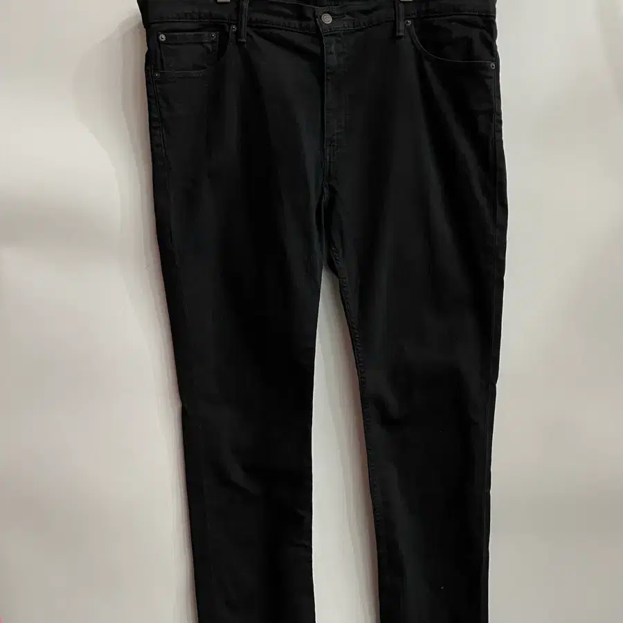 [42-44] 리바이스(Levi's) 511 슬림 스트레이트 블랙 데님 팬츠 (빅사이즈 W42 L32) 3.5