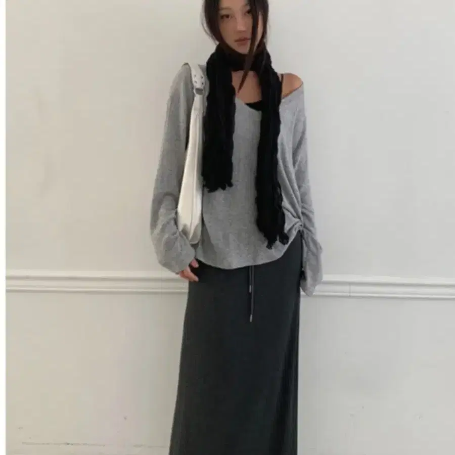 올슨 울 브이넥 롱슬리브 그레이