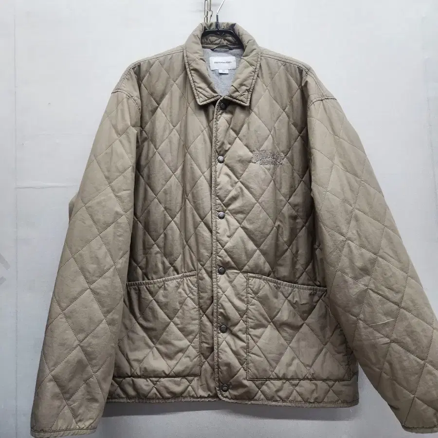 디스이즈네버댓 로고자수 퀄팅 자켓 M(XL)
