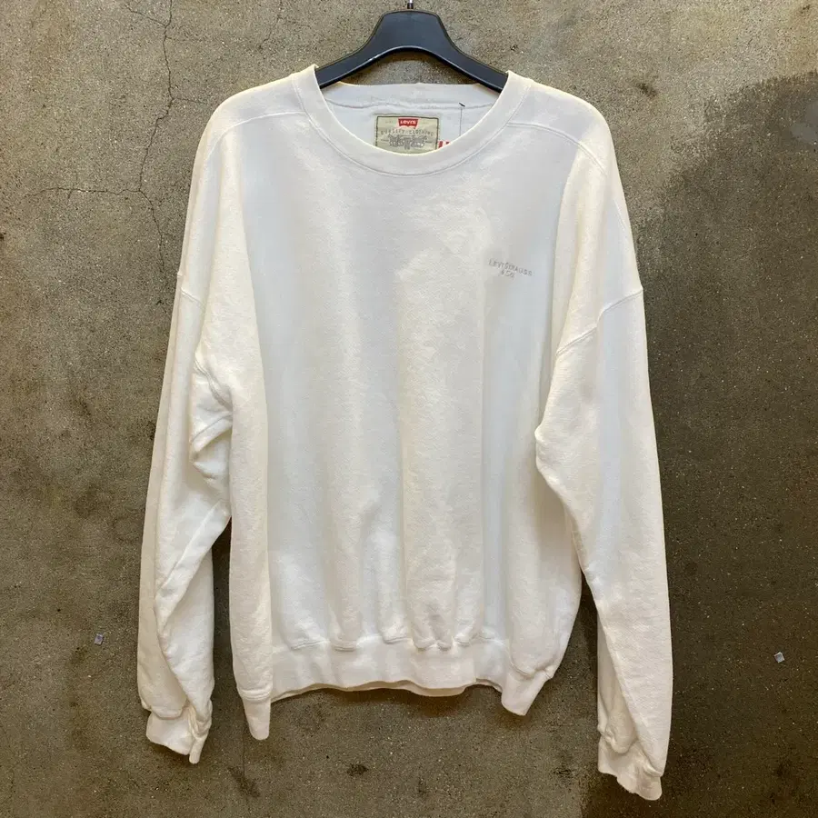90s made in usa 리바이스 맨투맨 화이트