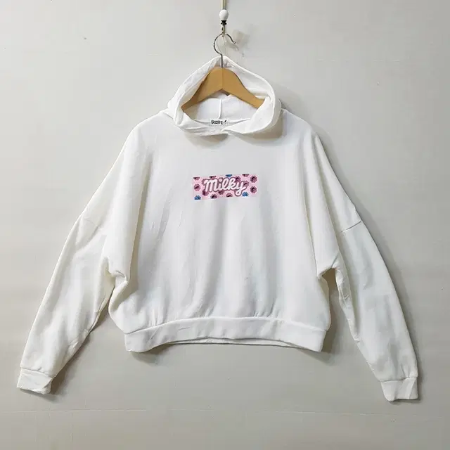 milky 페코짱 후드 티셔츠 화이트