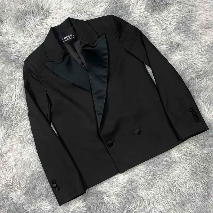90s YSL 입생로랑 피크드 카라 락시크 크롭 블레이져 5709