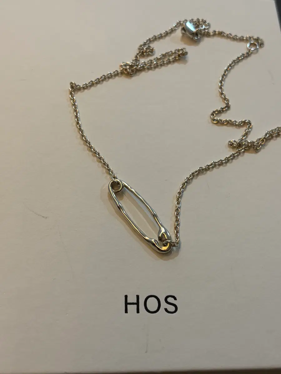HOS Mold Pin Necklace 클립 목걸이
