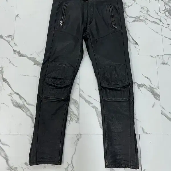 이자벨마랑 H&M 레더 바이커 팬츠