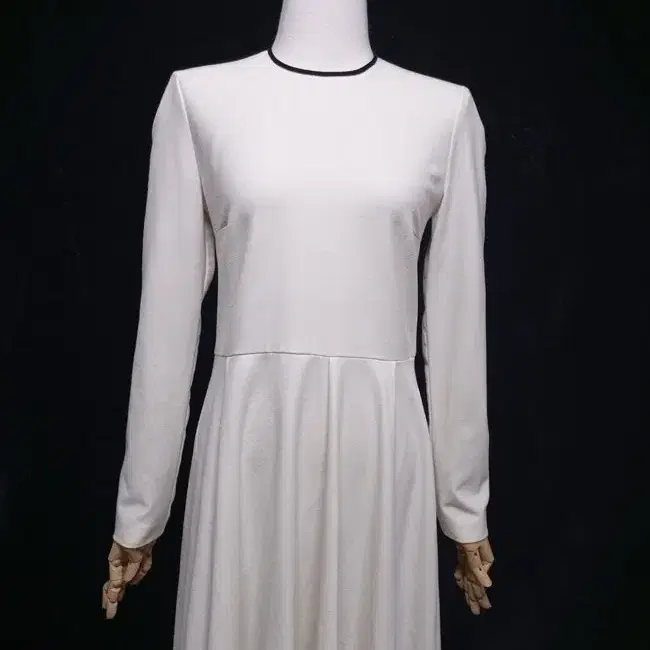 마쥬 MAJE GENTIANE H14 화이트 A라인 원피스1