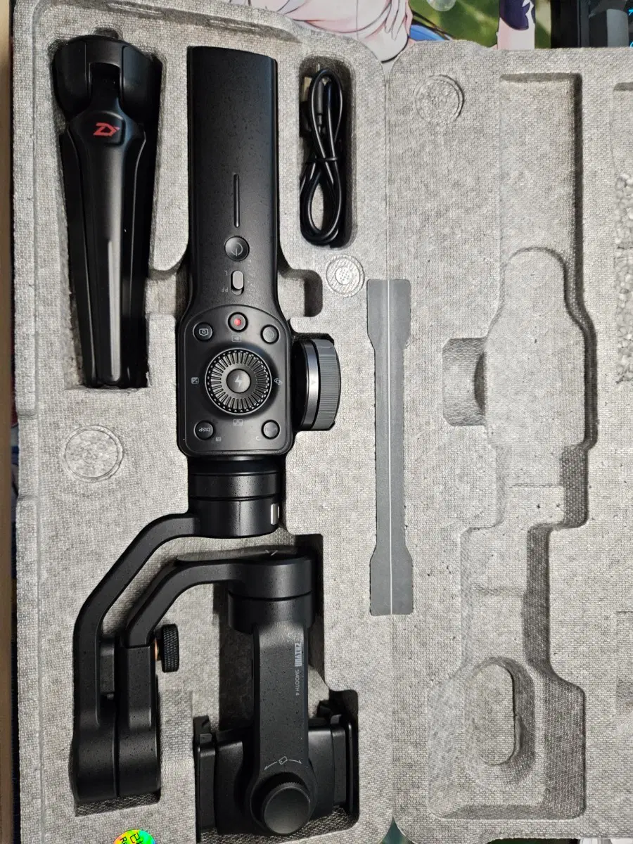 Zhiyun Smooth 4 짐벌