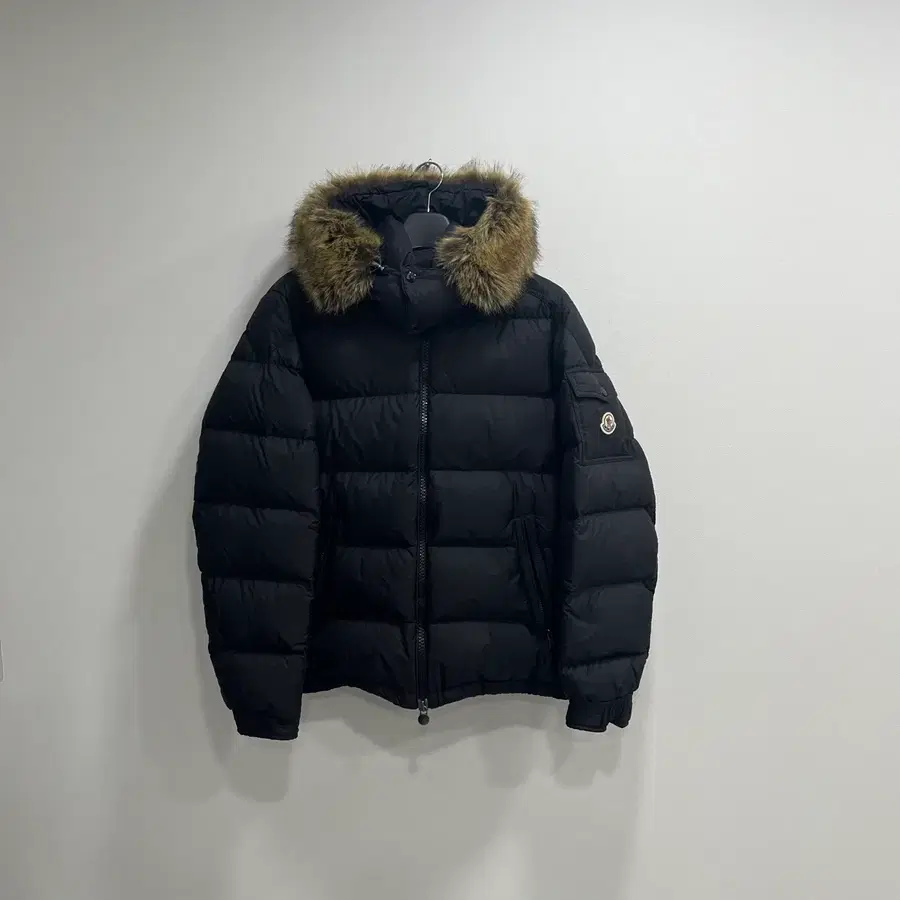 {4 Size} 몽클레어 마야프 패딩 블랙 24Fw