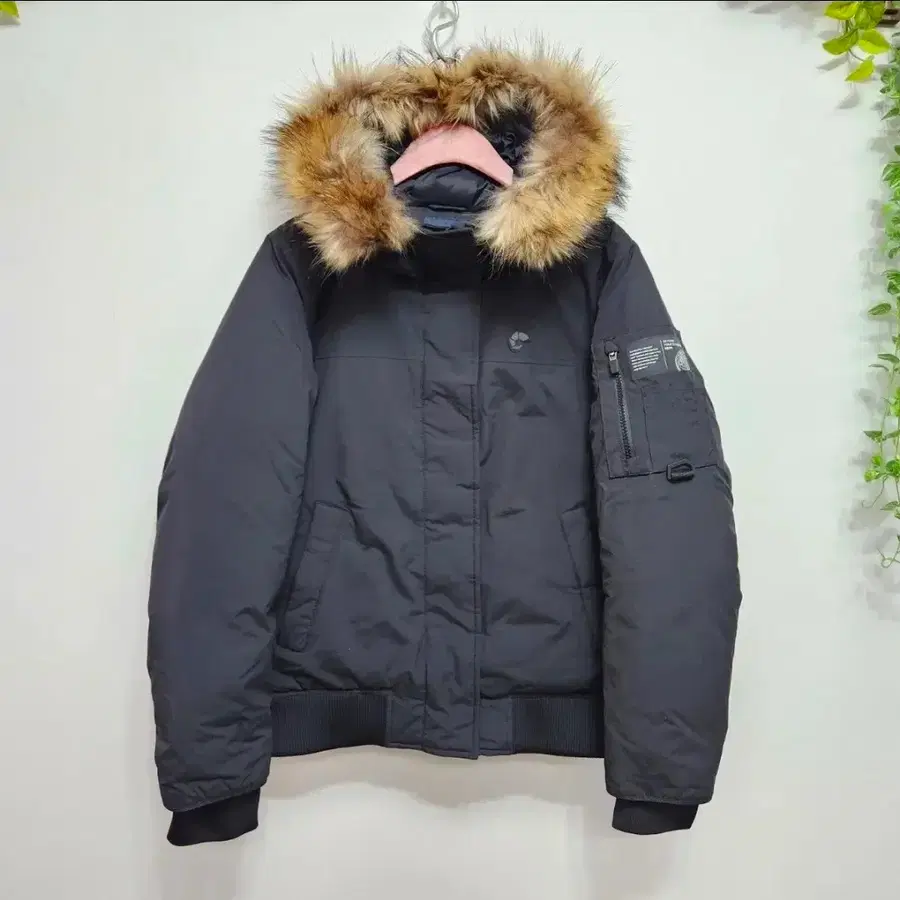 네파 21'FW 라쿤퍼 덕다운 패딩 90 사이즈