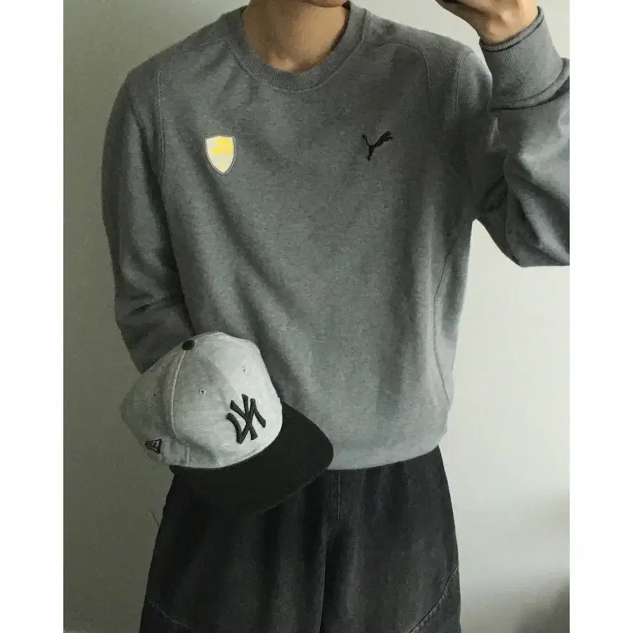 Puma 퓨마 x 페라리 90s 올드스쿨 맨투맨