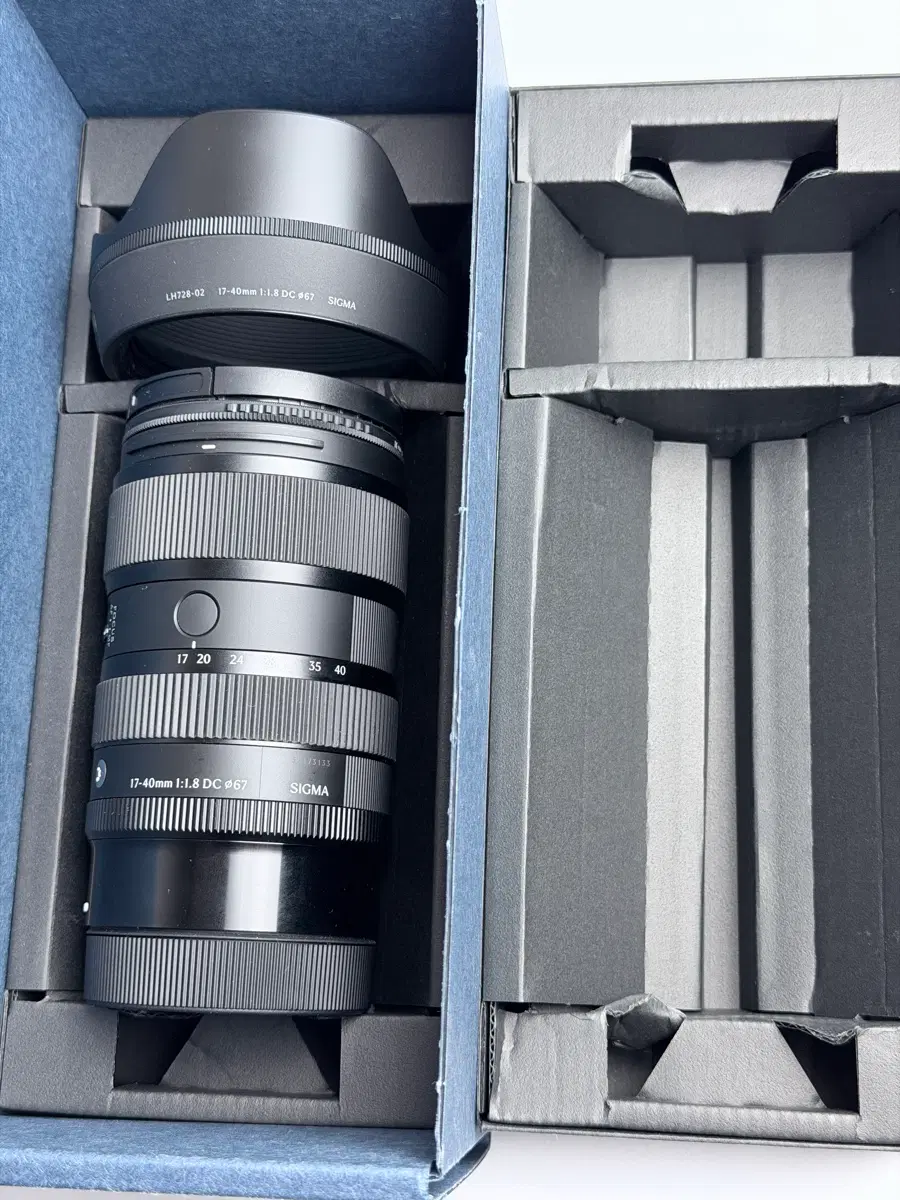 시그마 17-40mm F1.8 DC | Art 캐논 RF 마운트