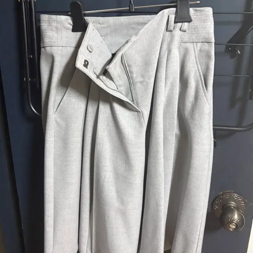자라핀턱 팬츠