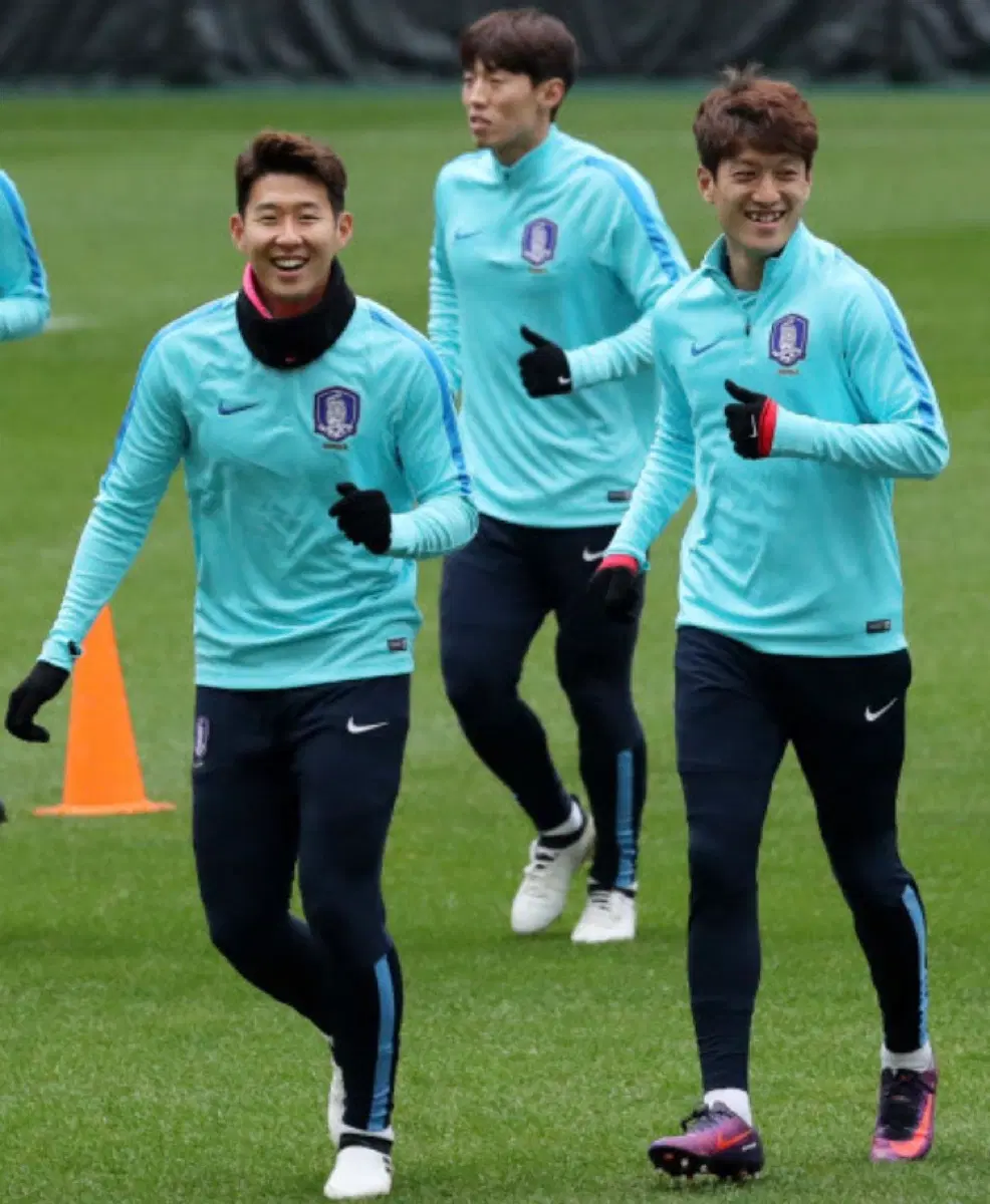 16-18 축구 국가대표 선수용 국대 하프집업 드릴탑 L사이즈 (100) 새제품