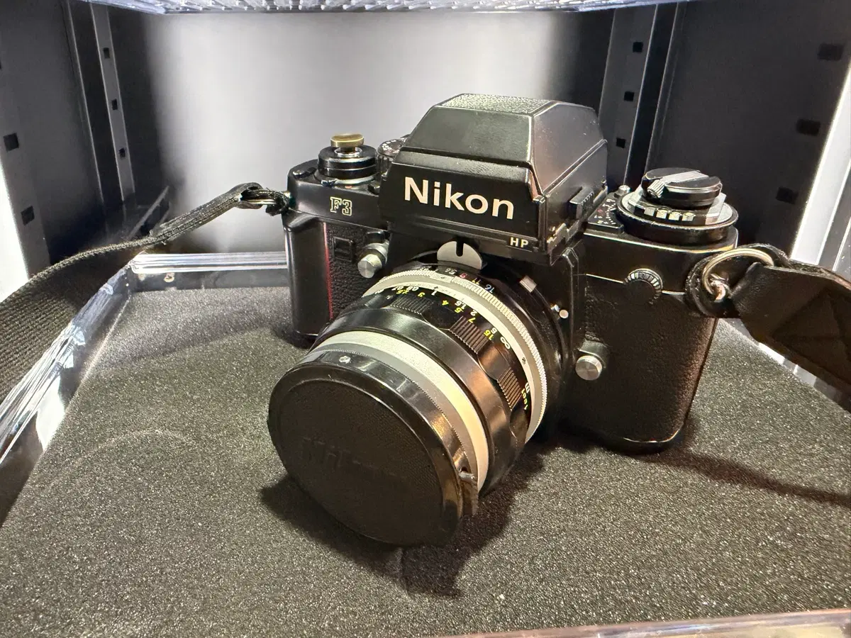 니콘 Nikon F3 + HP 파인더 + DW-3 파인더 + 50mm/35mm 렌즈 일괄 판매