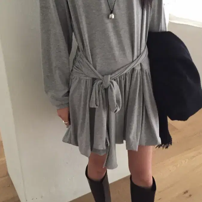 에테블루 shirring mini dress