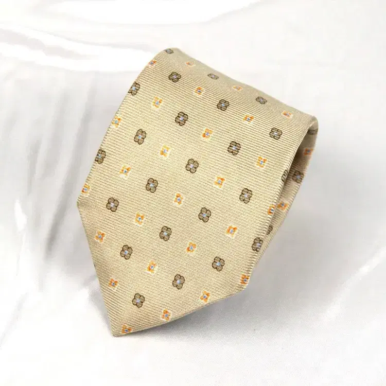 제냐 9.3cm A등급 이탈리아 명품 넥타이