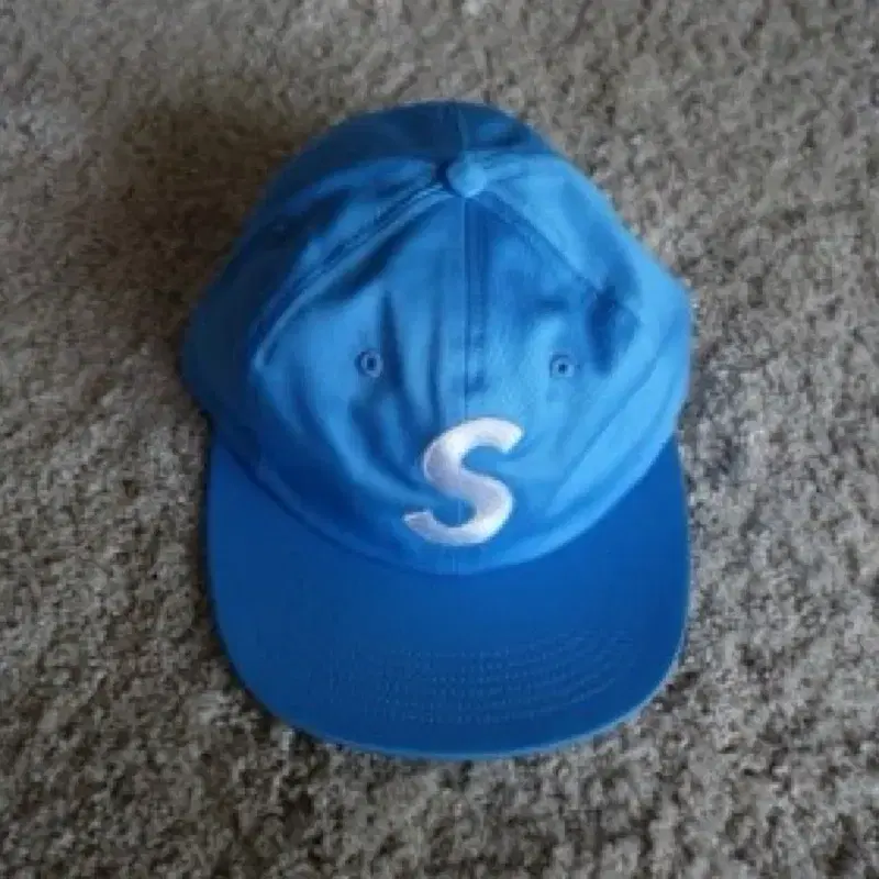 슈프림 s로고 6패널 캡 15ss 스틸 블루