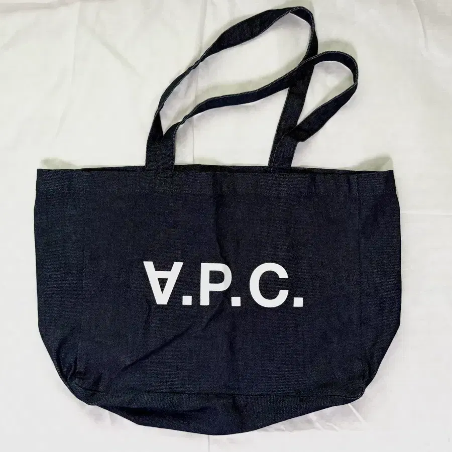 A.P.C. 데님 토트백