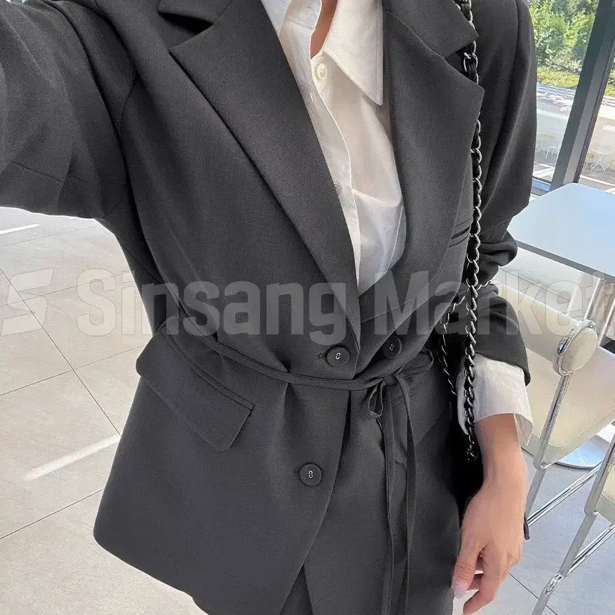 [빠른발송] 카미 끈 자켓 국내 카라 루즈핏 더블버튼 스트링 리본 오피스