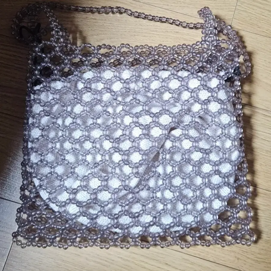 그레이 비즈 그물 구슬백