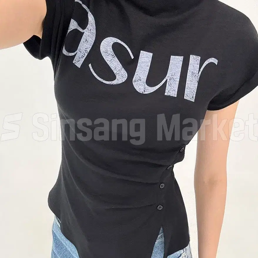 [빠른발송] 영문 옆셔링 티 언발 트임 슬림 반폴라 캐주얼 레이어드 가을