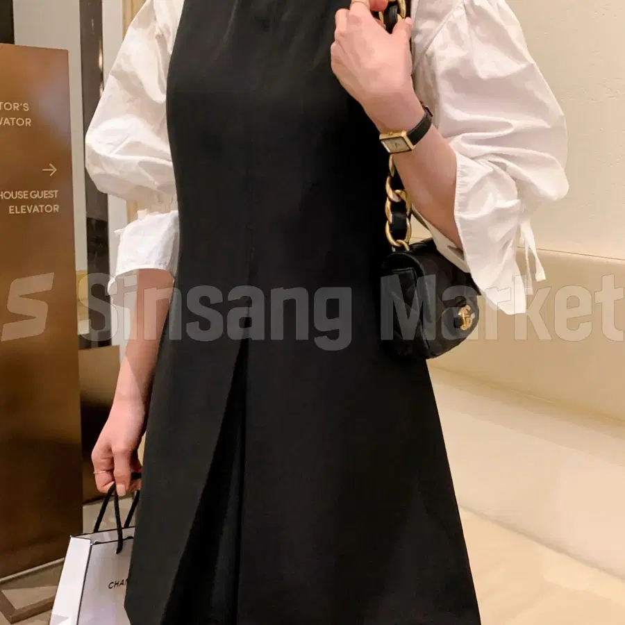 [빠른발송] 맞주름 미니 원피스 나시 라운드 A라인 무지 하객룩 간절기