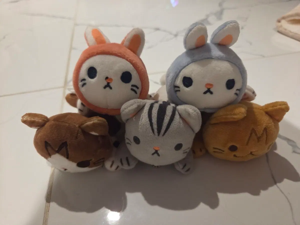 크림히어로즈 키링 티티 모모 코코 라라 츄츄