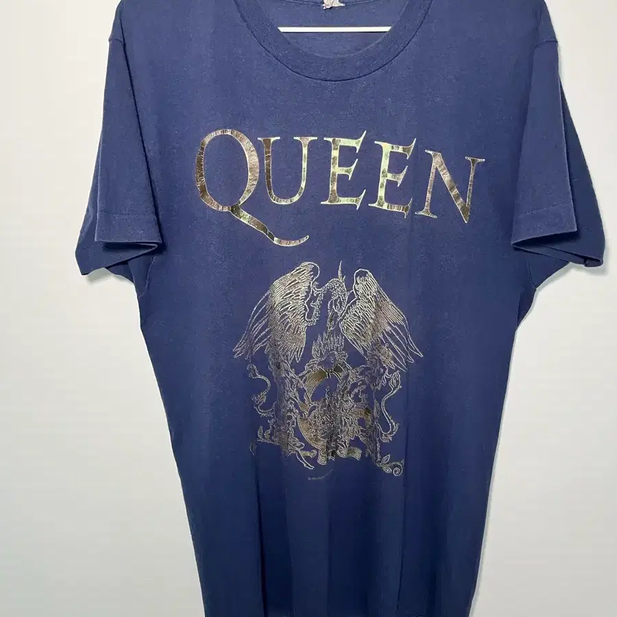 91 queen 티셔츠
