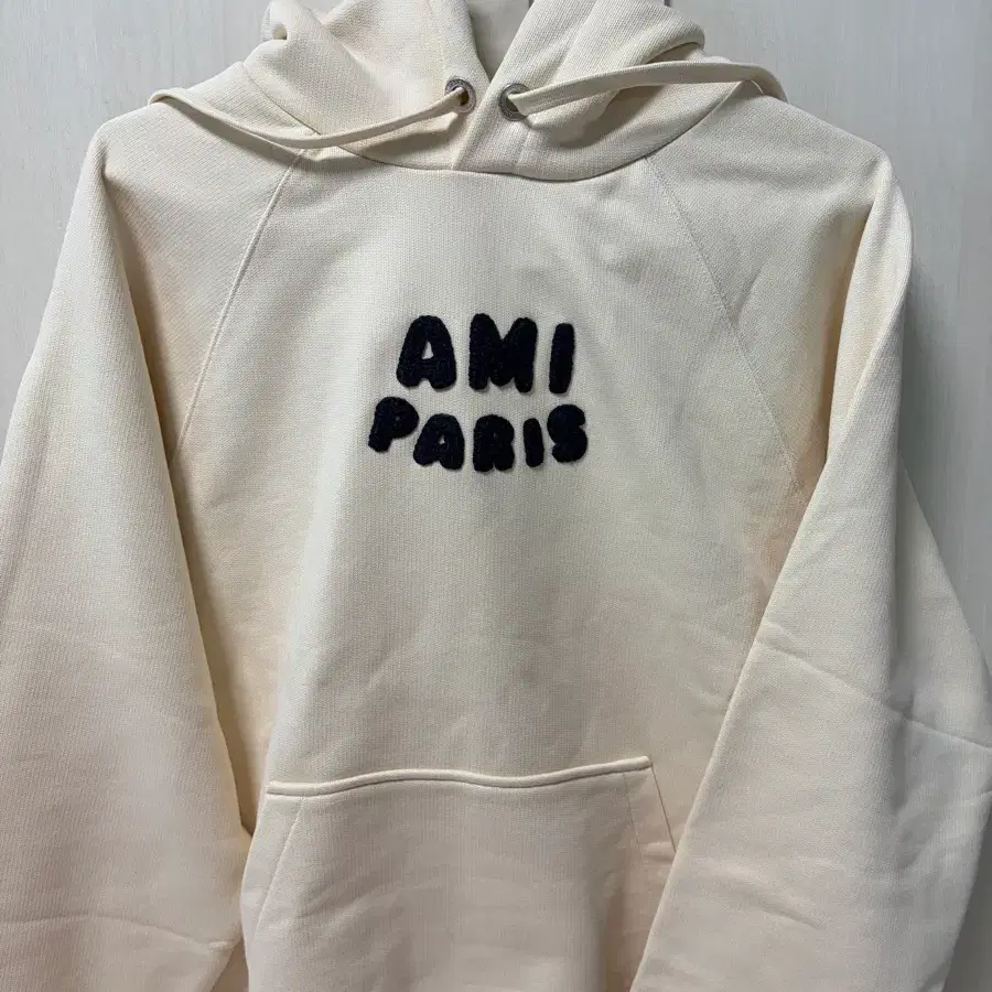 아미 AMI 파리 패치 코튼 후드 화이트 크림 L 사이즈 후드티