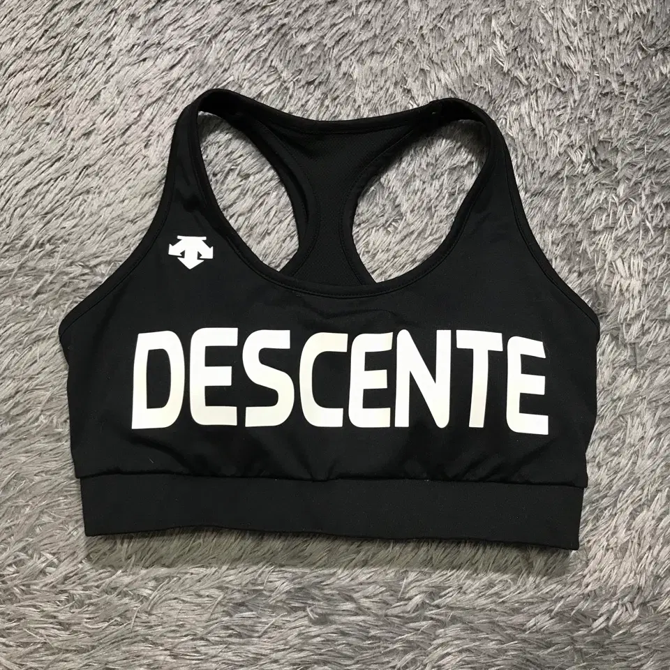 [[여성 S] 데상트(DESCENTE) 빅로고 스포츠 브라탑1016