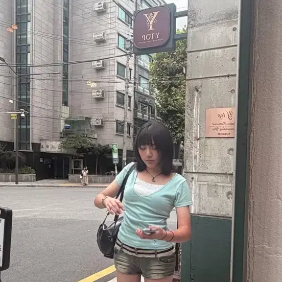 에이블리 민트 코어 민트 반팔 기본티 판매 교신