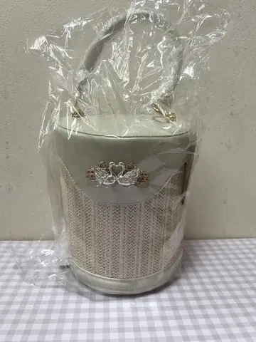 백조 모티브 버킷형 숄더백