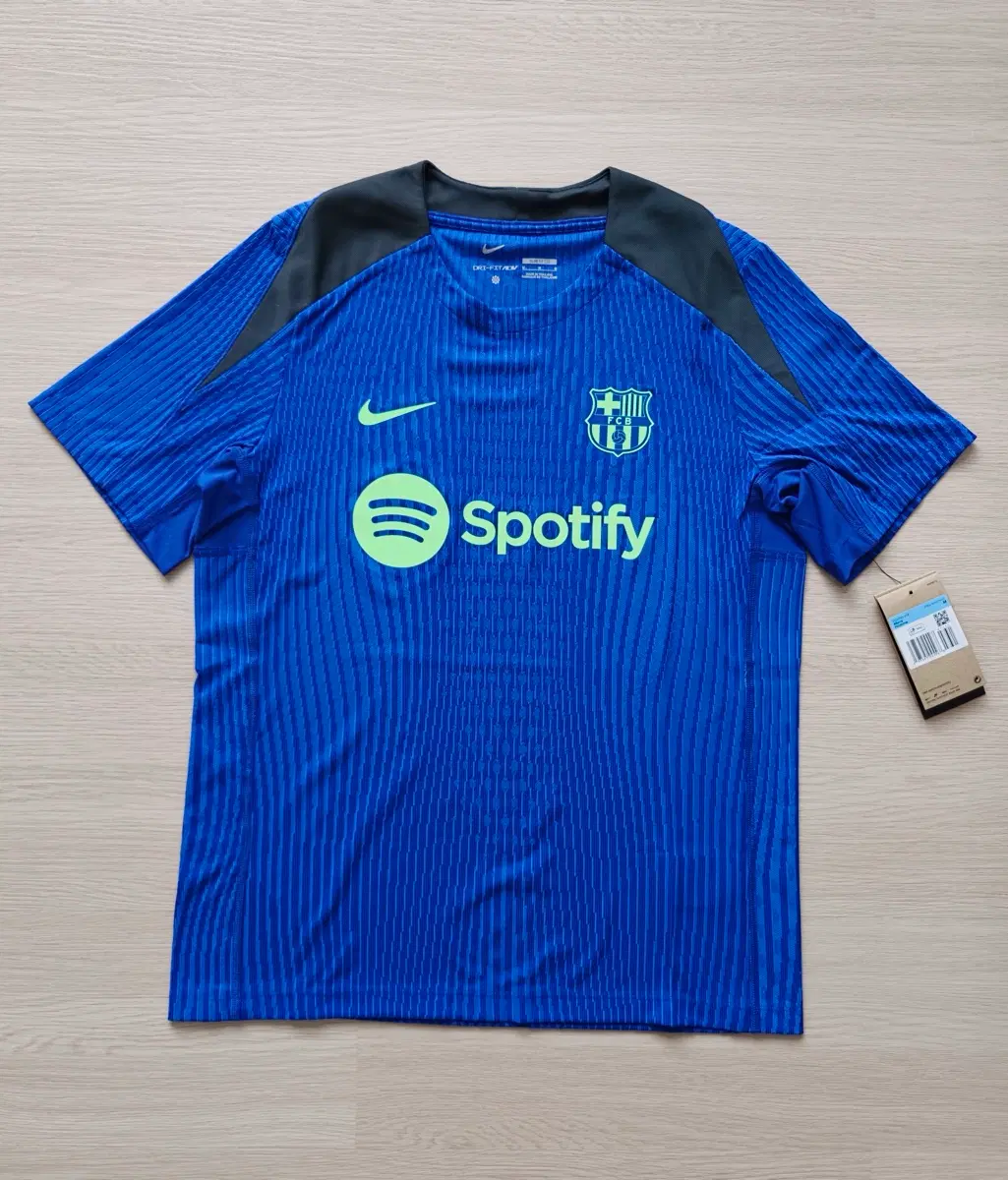 나이키 2425바르셀로나 선수 지급용 어센틱 DRI-FIT ADV트레이닝 반팔