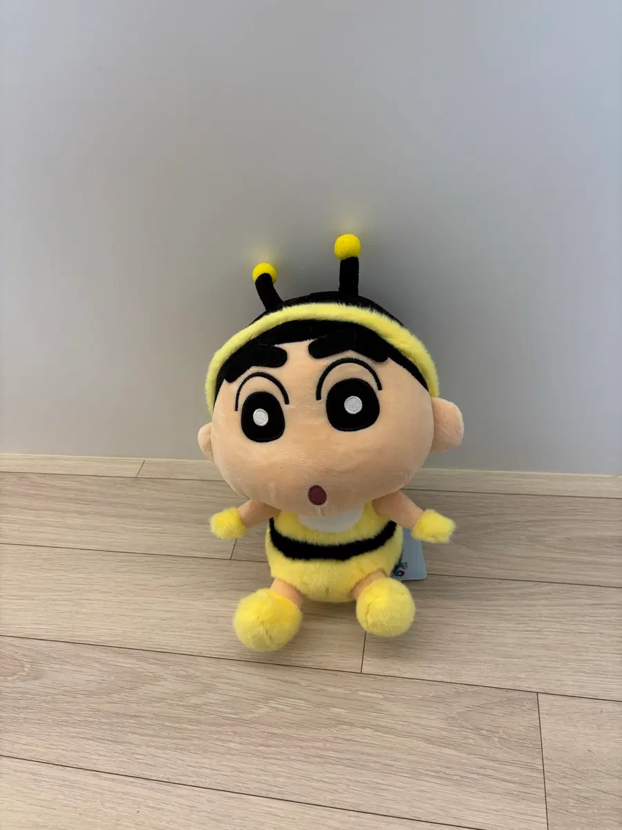 새상품 꿀벌 짱구 중형 인형 28cm