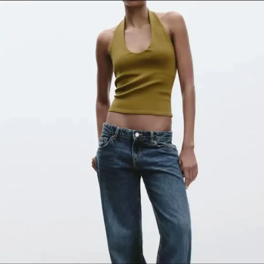 ZARA 자라 홀터넥 티셔츠 올리브