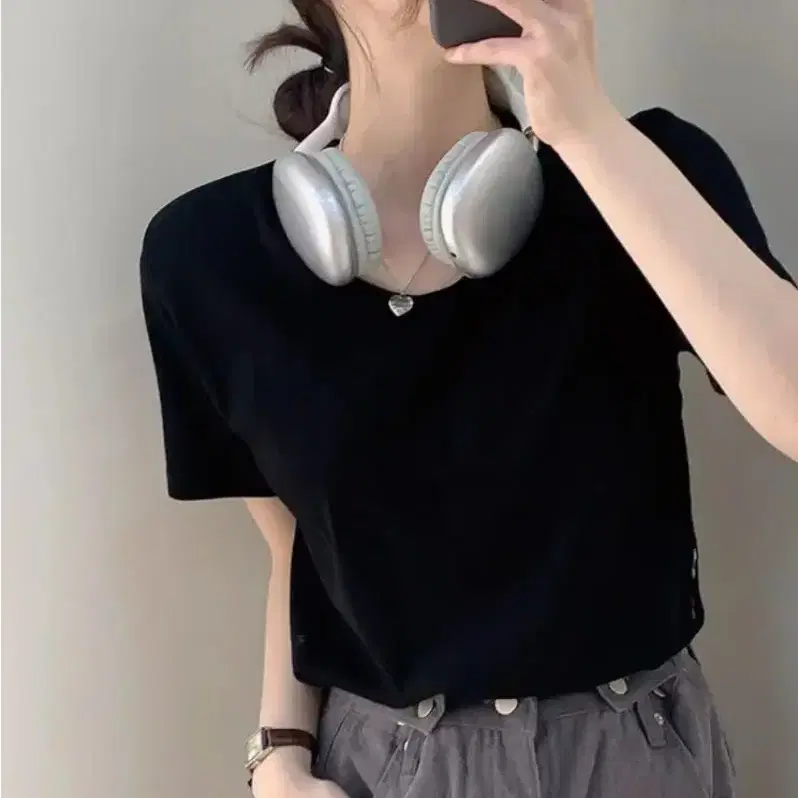 라운드넥 반팔티