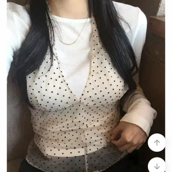 에이블리 프리마 홀터넥 시스루 도트 뷔스티에