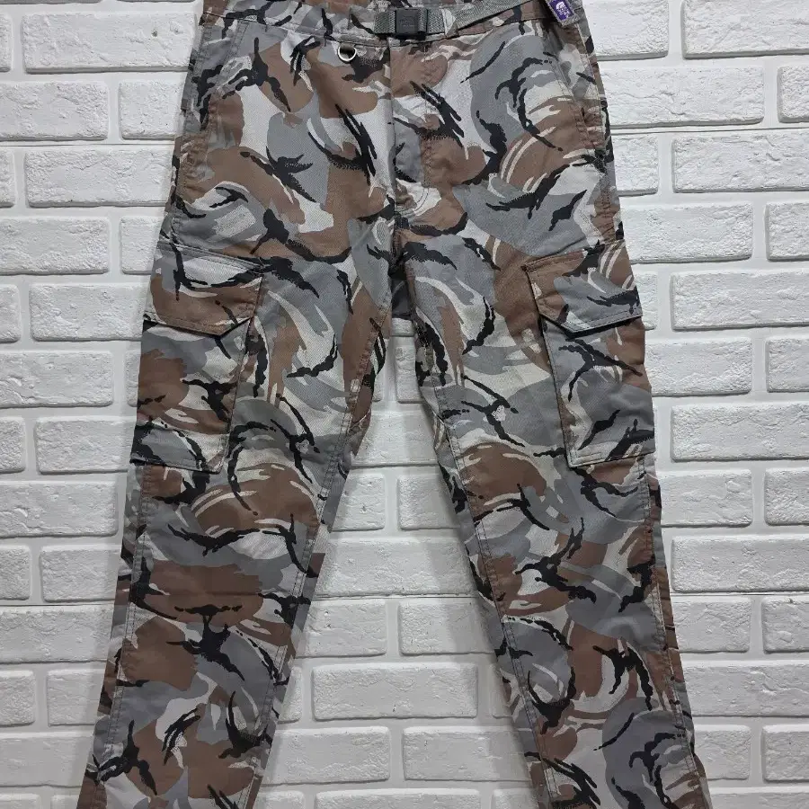 새상품 노스페이스 퍼플라벨(The North Face Purple Label) 카모플라주 카고 팬츠 30