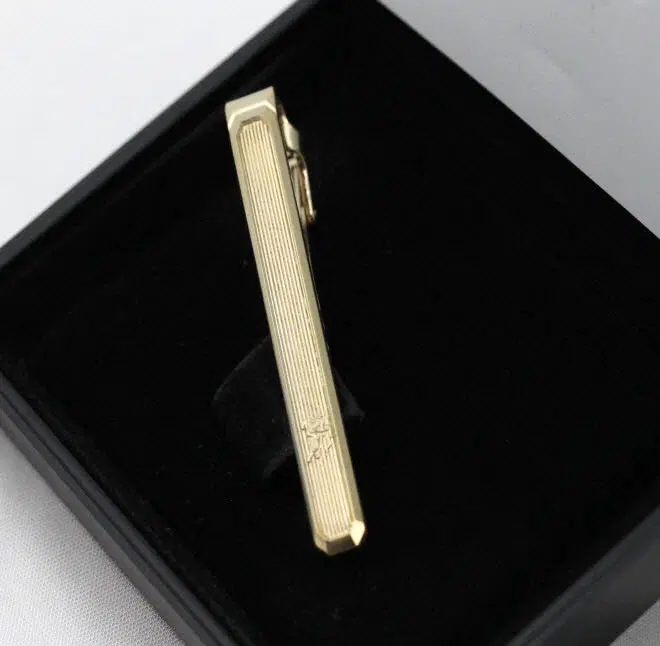 버버리 A등급 5.2cm 남자 명품 넥타이핀 빈티지