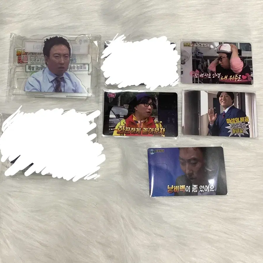 새상품) 무한상사 박차장 아크릴 모니터 스탠드 맘스터치 무한도전