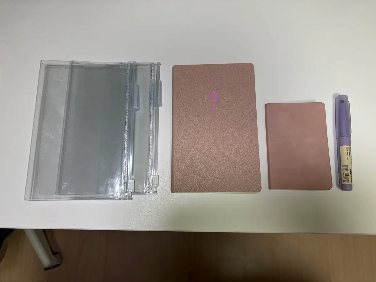 한주다이어리 노트3종&pvc커버2개&무인양품 형광펜