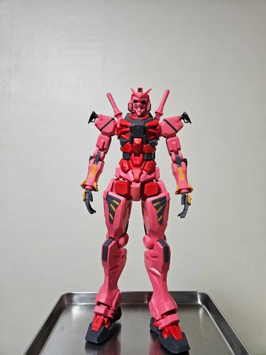 기동전사 Gundam GQuuuuuuX 한계돌파 붉은 건담
