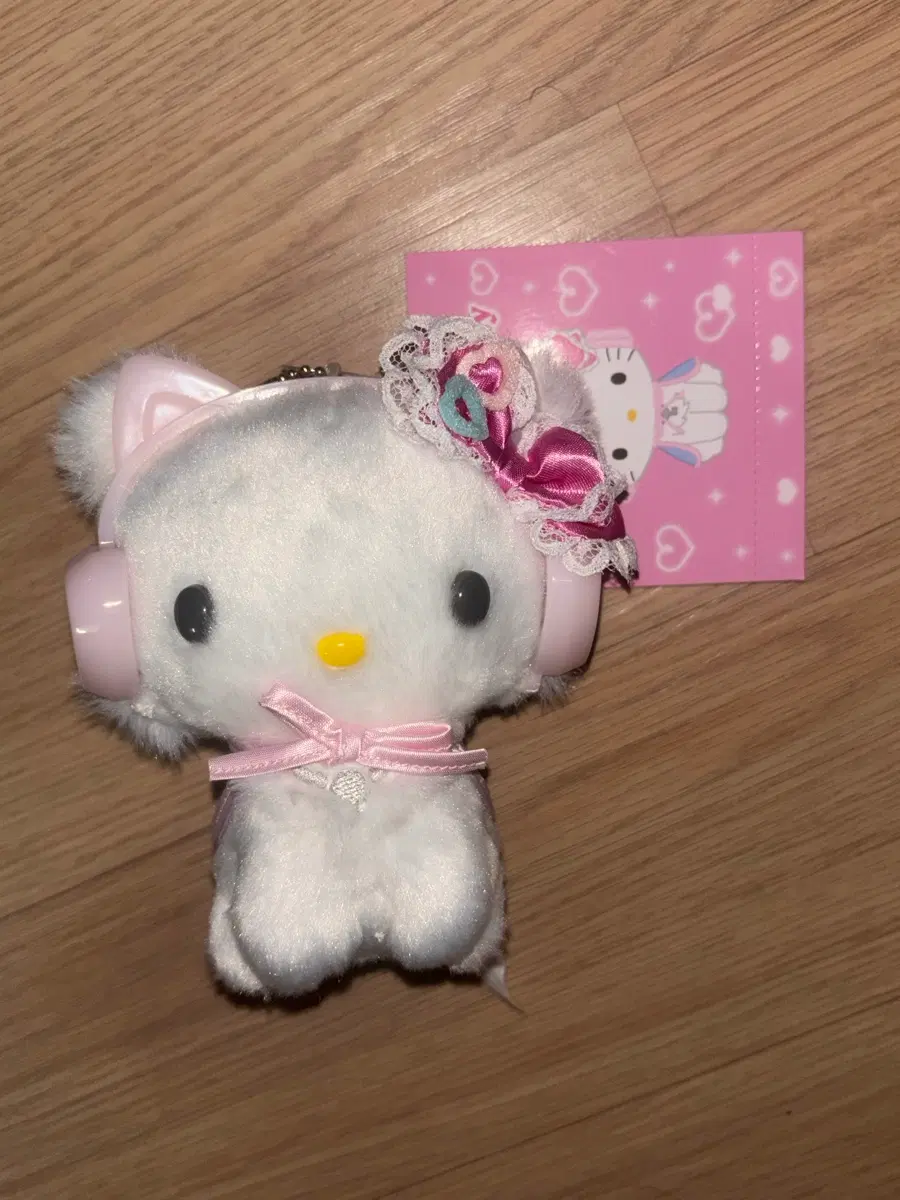 산리오 헤이세이팝 챠미키티 인형 헤드셋 마스코트