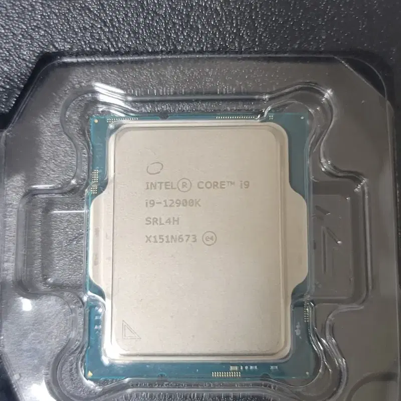 인텔 코어i9 12900K CPU