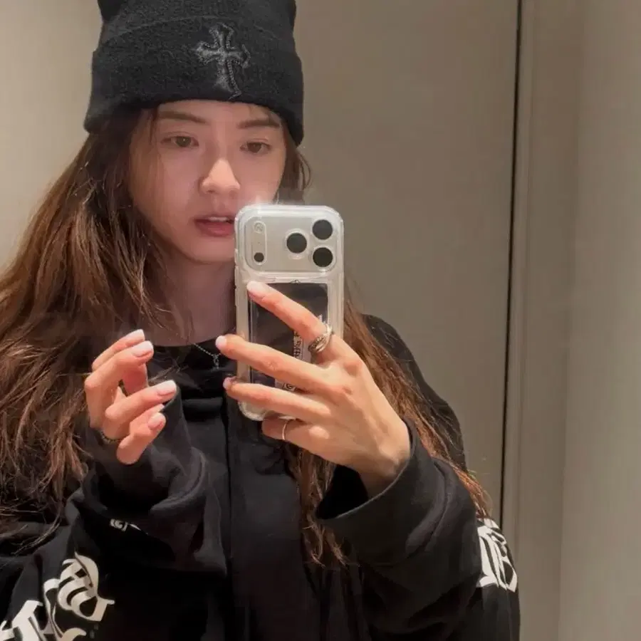 크롬하츠 송치 크로스 패치 비니 블랙
