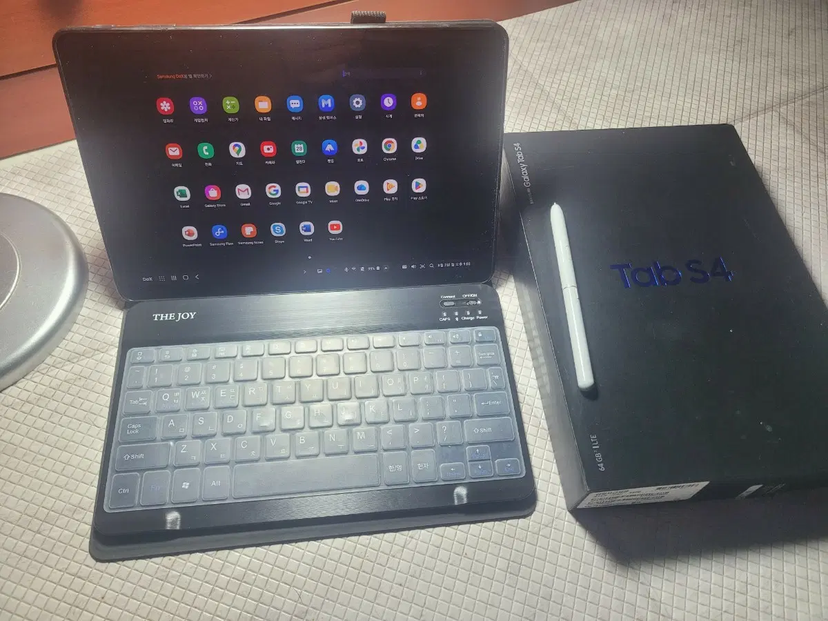 갤럭시탭 S4 64GB WiFi/Lte (SM-T835) 팝니다. (부품용 아님)