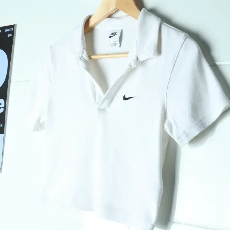 W(M) 나이키 반팔 카라 티셔츠 크롭 흰색 화이트 매물-H37906