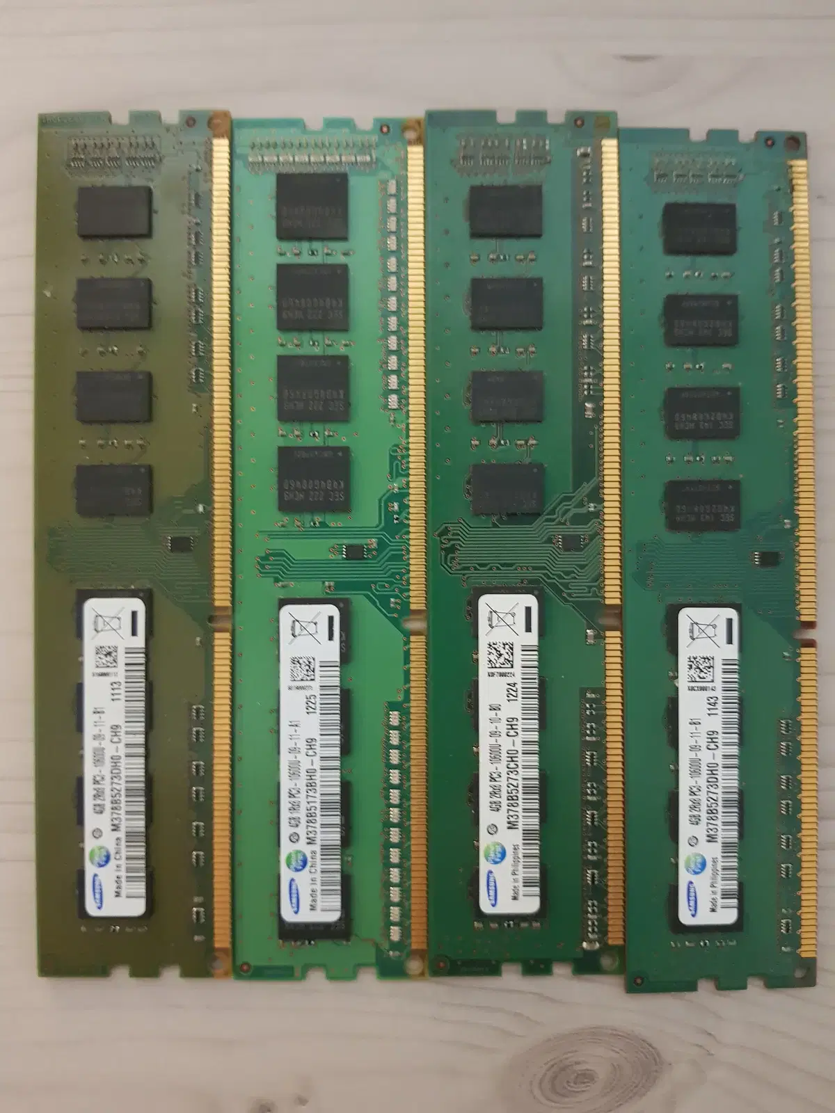 DDR3 4GB, PC3-10600U, 삼성